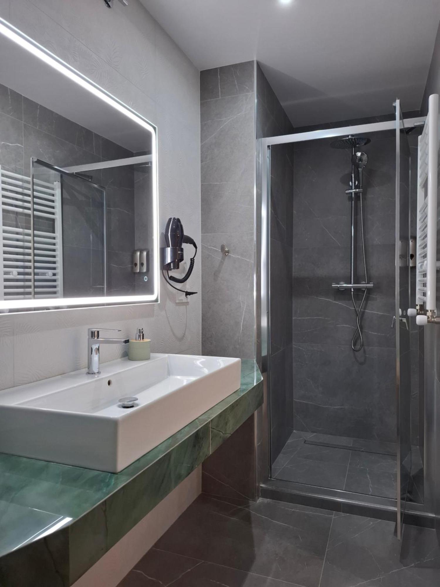 Hotel Exotique Santander Zewnętrze zdjęcie
